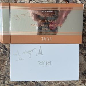 Pur 4 in 1 skin perfecting powders